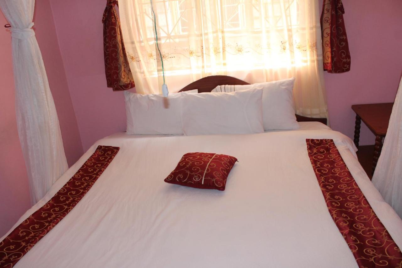 אלדורט Salient Guest House מראה חיצוני תמונה